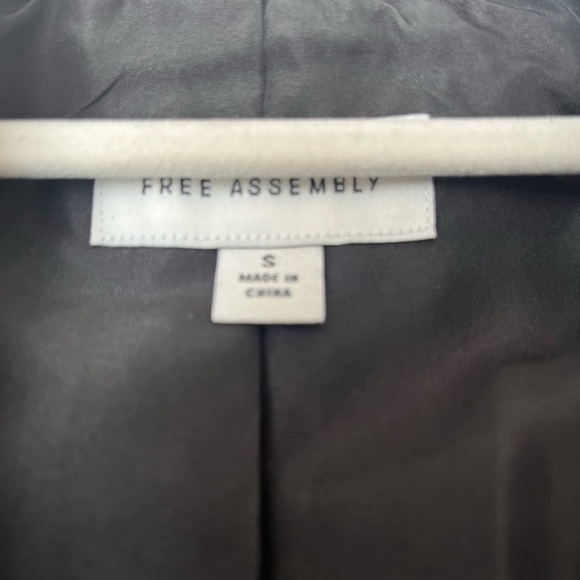 Free Assembly Black Velvet Blazer size S - Picture 3 of 5